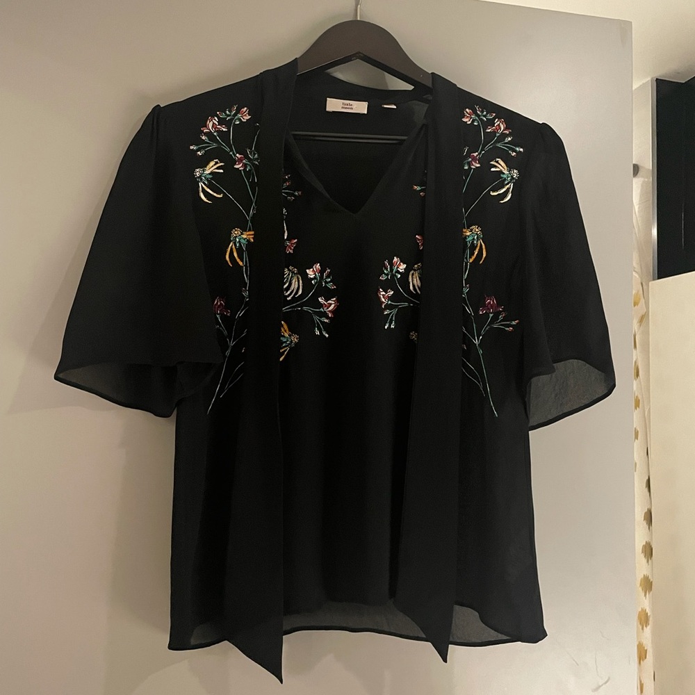 Black Embroidered Little Moon Zinnia Blouse | Aritzia | Size XS